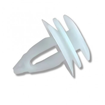 Fastner 5th Door Panel Def New Type